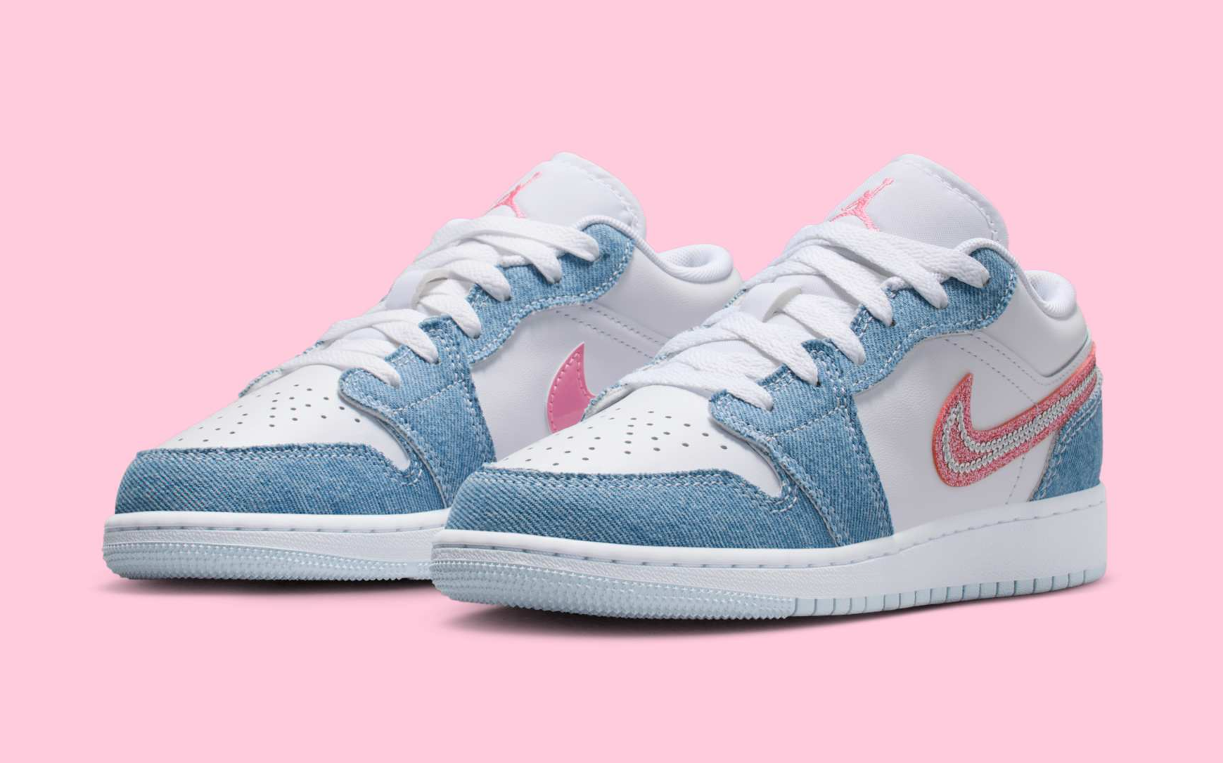 Nike Air Jordan 1 Low Se デニム/ピンク Air Jordan 1 Low SE Older Kids' Shoes. Nike ID